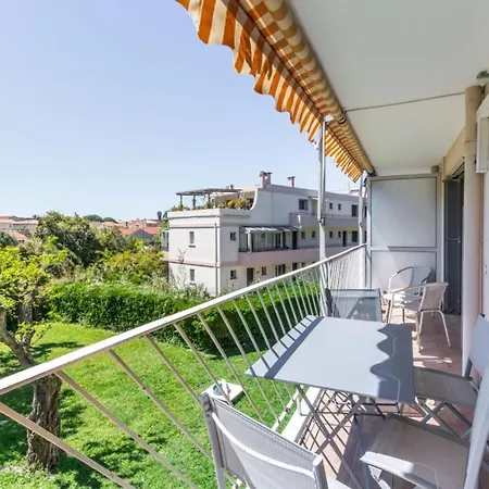 Bright 3 Near The Sea With Balcony Six-Fours-les-Plages