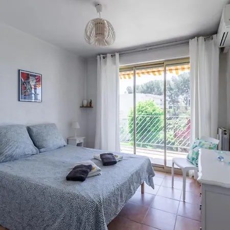 Bright 3 Near The Sea With Balcony Appartement Six-Fours-les-Plages