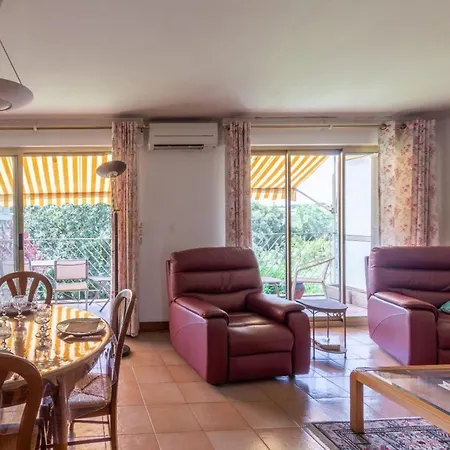 Bright 3 Near The Sea With Balcony Appartement